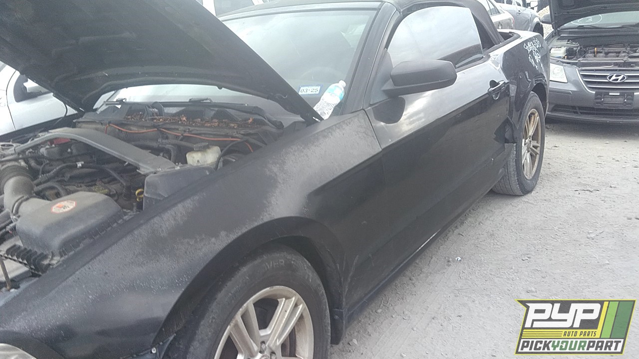 2014 FORD MUSTANG available for parts