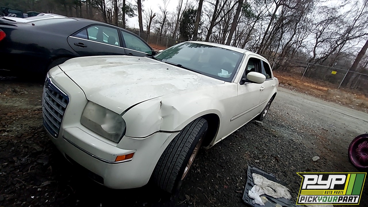 2005 CHRYSLER 300 available for parts