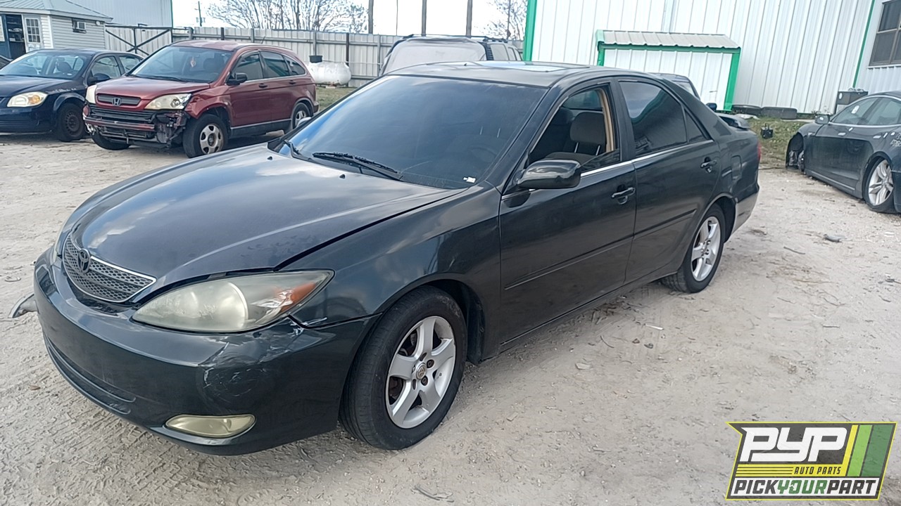 2004 TOYOTA CAMRY partes disponibles