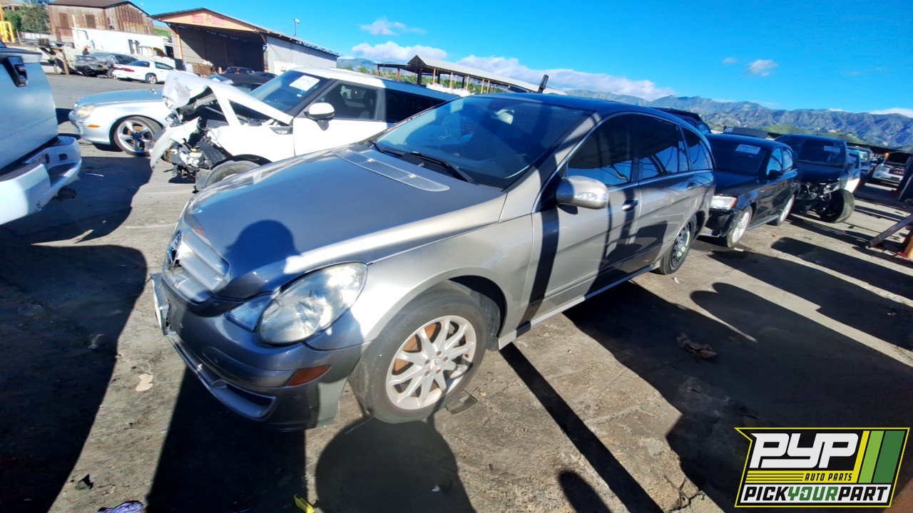 2006 MERCEDES-BENZ R350 available for parts