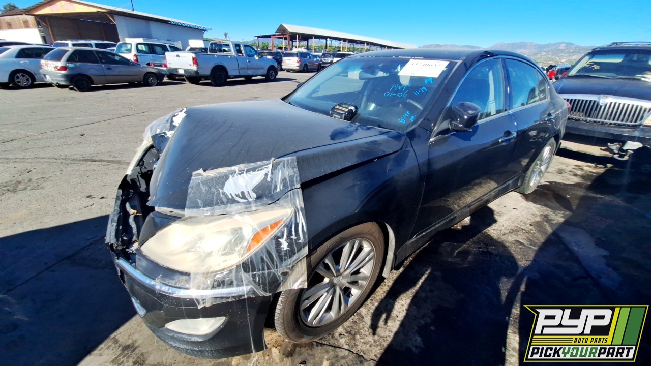 2013 HYUNDAI GENESIS available for parts