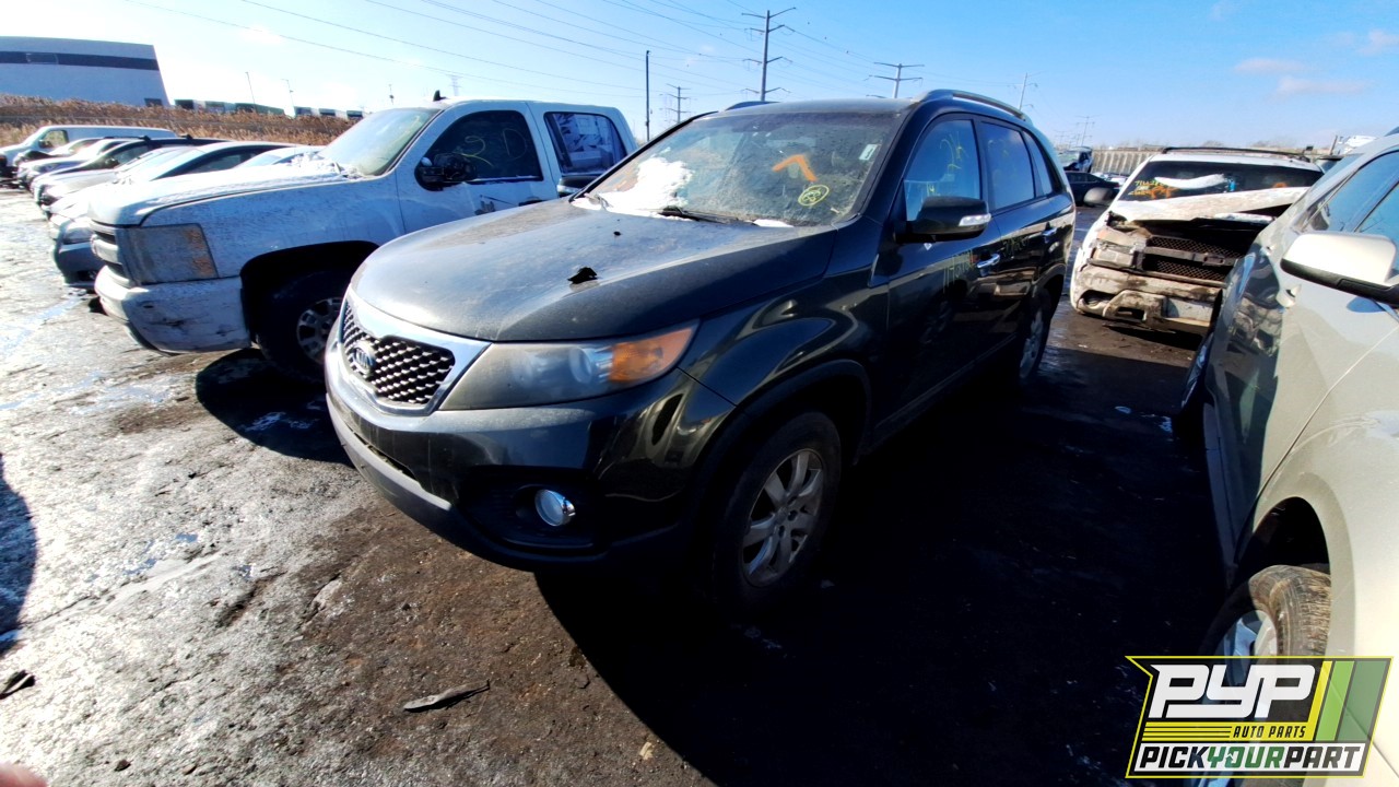 2011 KIA SORENTO available for parts