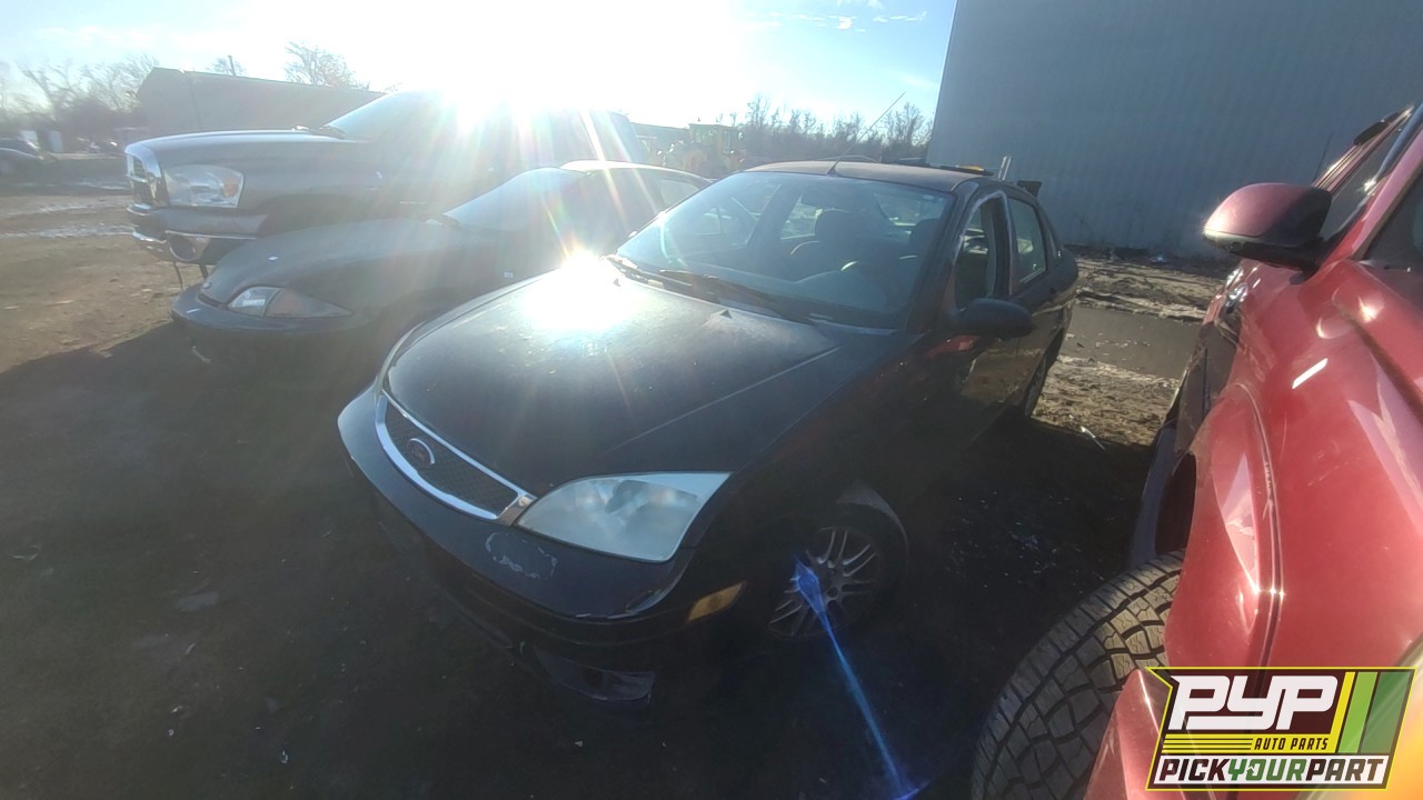 2005 FORD FOCUS available for parts