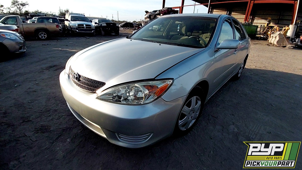 2003 TOYOTA CAMRY partes disponibles