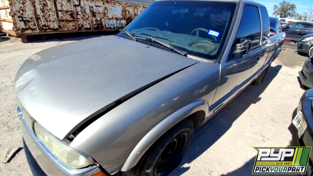 2002 CHEVROLET S10 available for parts