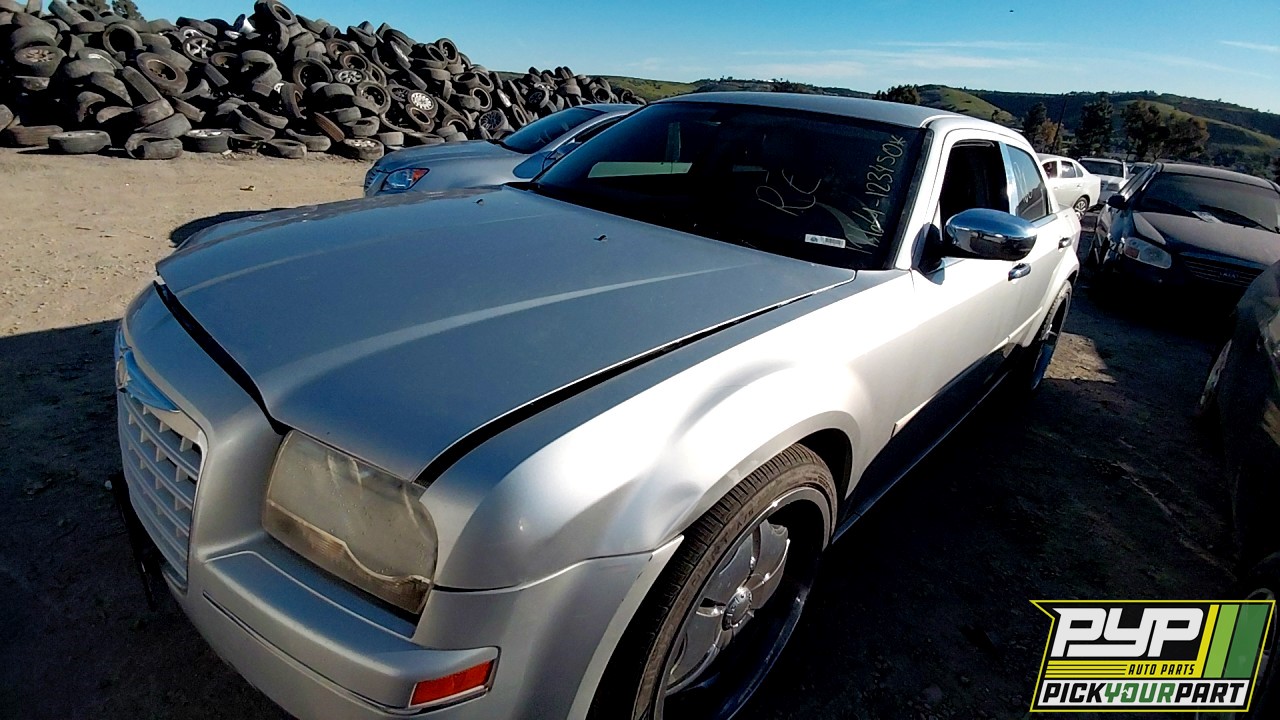 2006 CHRYSLER 300 partes disponibles