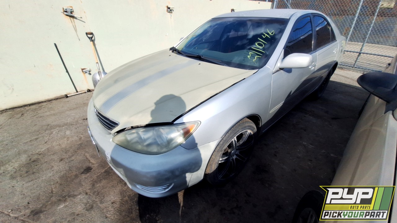 2005 TOYOTA CAMRY partes disponibles