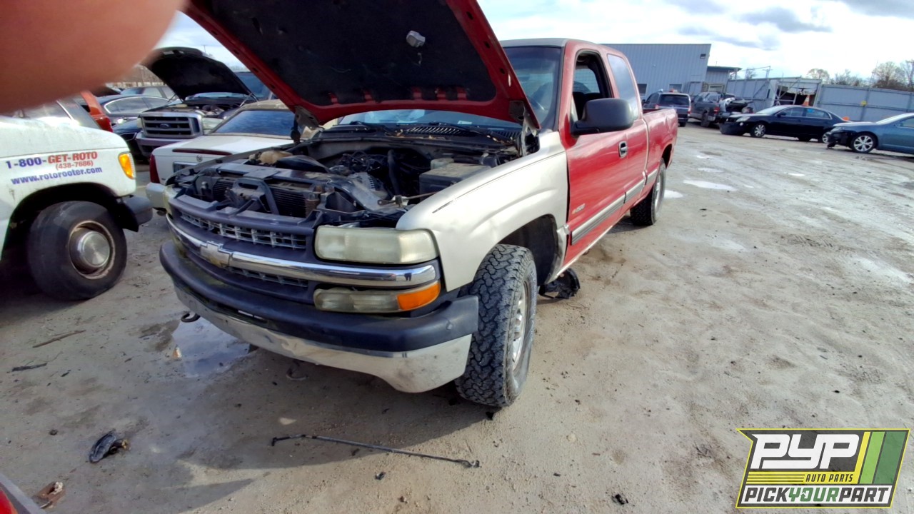 2001 CHEVROLET SILVERADO 1500 available for parts