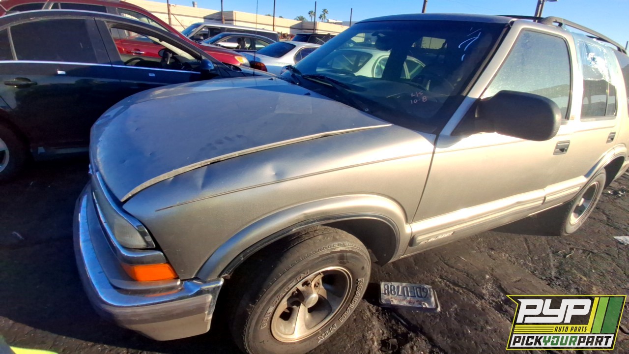 2001 CHEVROLET BLAZER partes disponibles