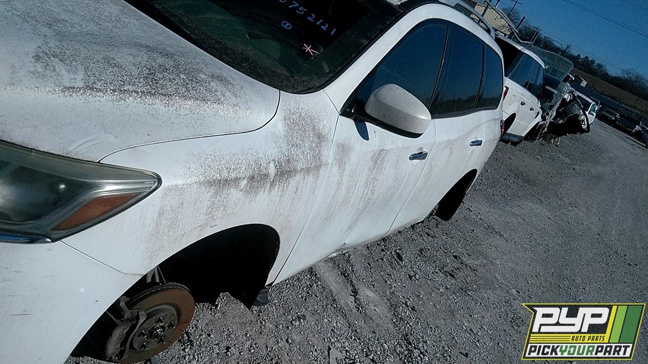 2013 NISSAN PATHFINDER partes disponibles