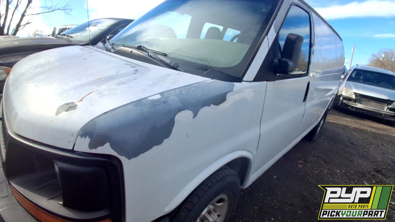 2003 CHEVROLET EXPRESS 3500 partes disponibles