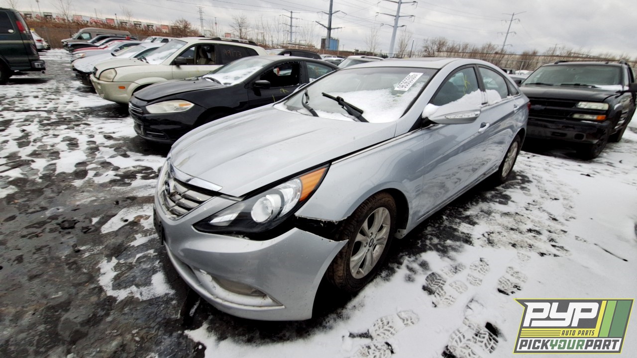 2011 HYUNDAI SONATA available for parts