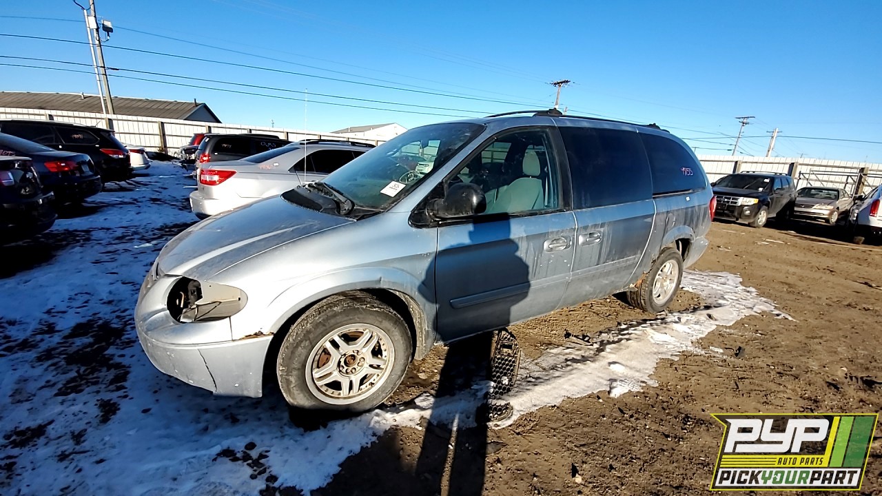 2005 CHRYSLER TOWN & COUNTRY available for parts