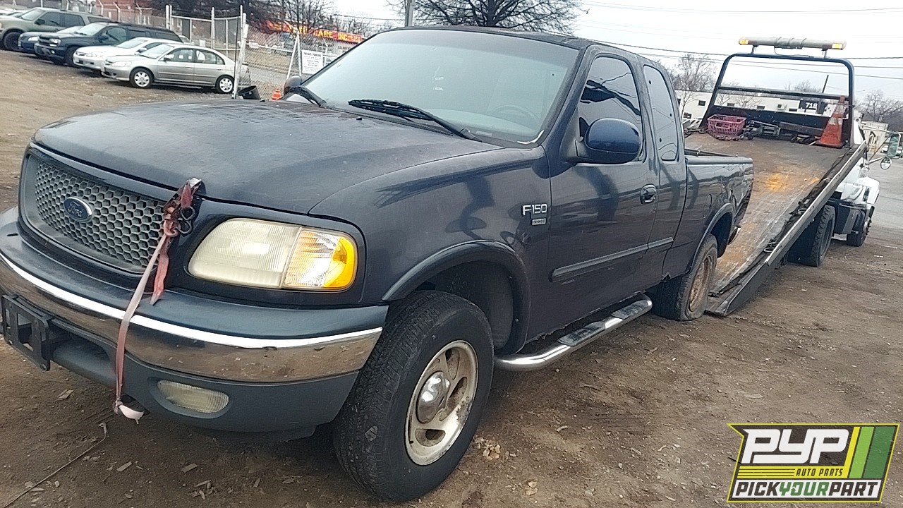 2000 FORD F-150 available for parts
