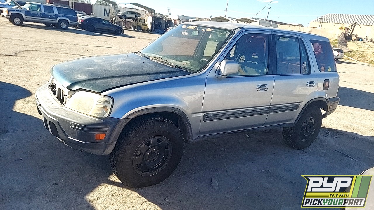 2001 HONDA CR-V available for parts