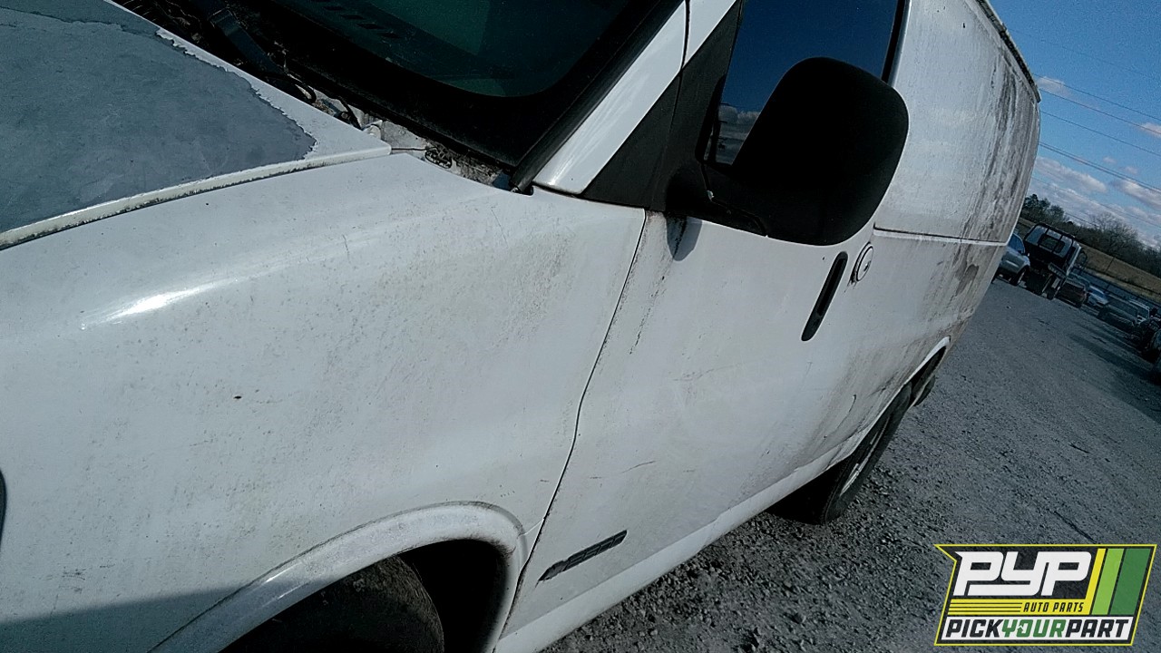 2000 CHEVROLET EXPRESS 2500 available for parts