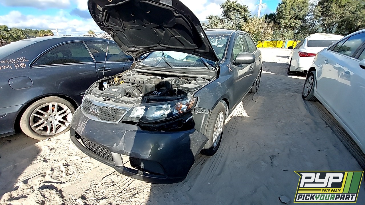 2013 KIA FORTE partes disponibles