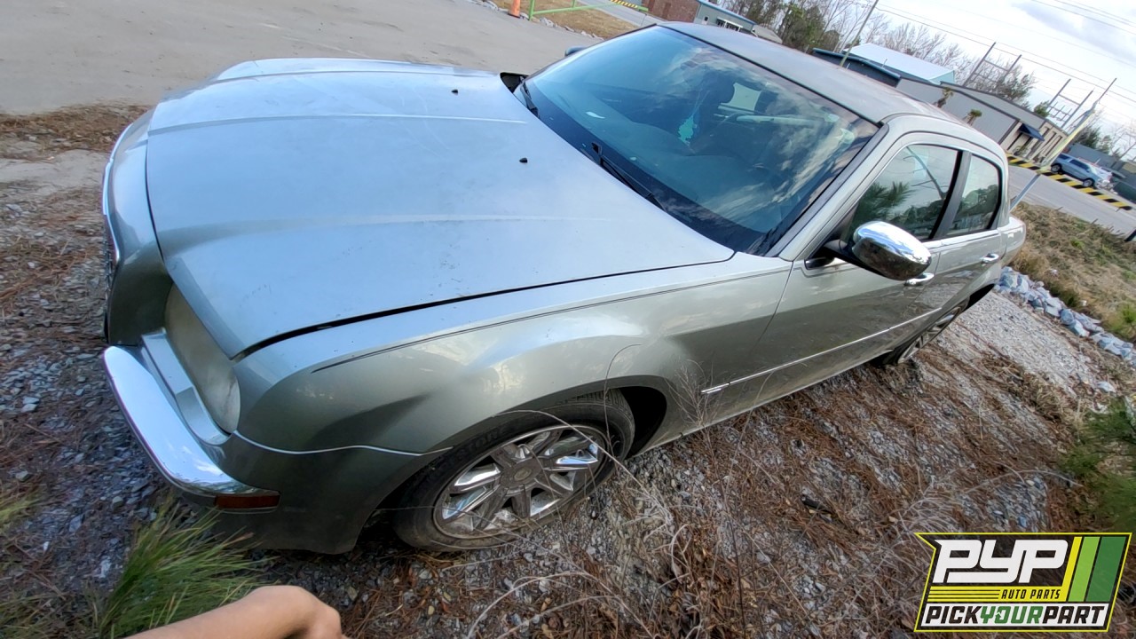 2006 CHRYSLER 300 partes disponibles