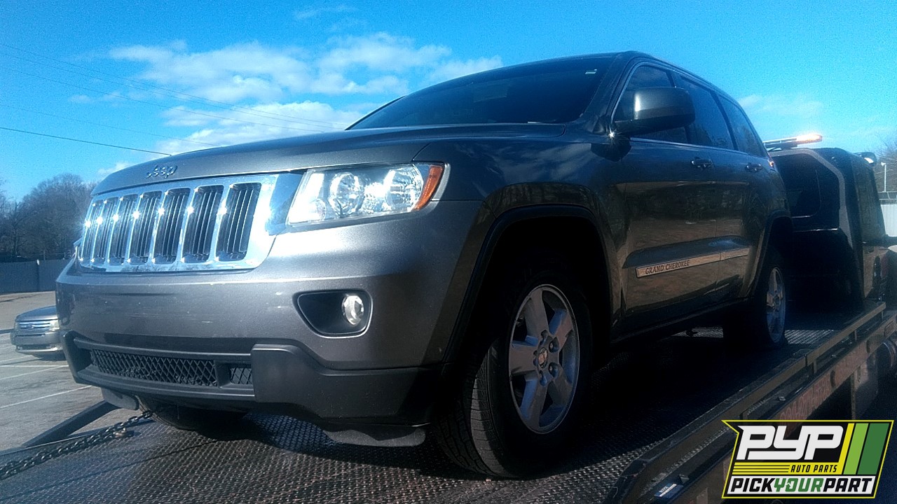 2012 JEEP GRAND CHEROKEE partes disponibles
