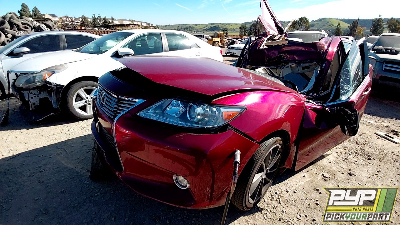 2014 LEXUS ES300H partes disponibles