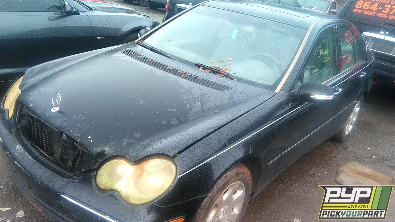 2005 MERCEDES-BENZ C320 partes disponibles