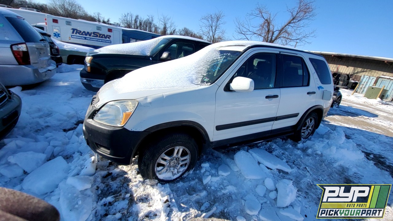 2004 HONDA CR-V available for parts