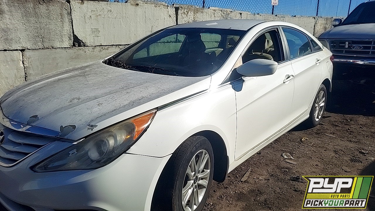 2013 HYUNDAI SONATA available for parts