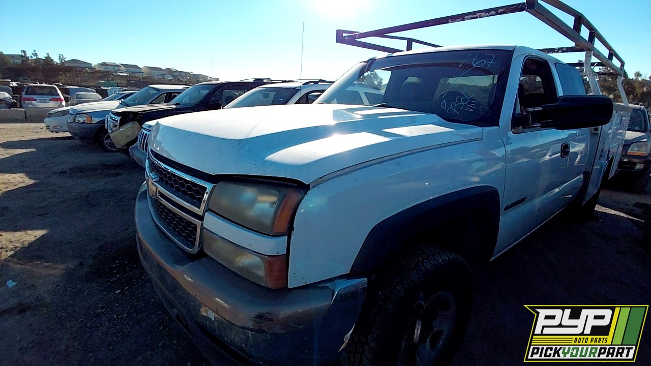 2005 CHEVROLET SILVERADO 2500 HD available for parts