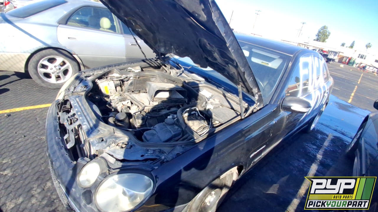 2003 MERCEDES-BENZ E500 partes disponibles
