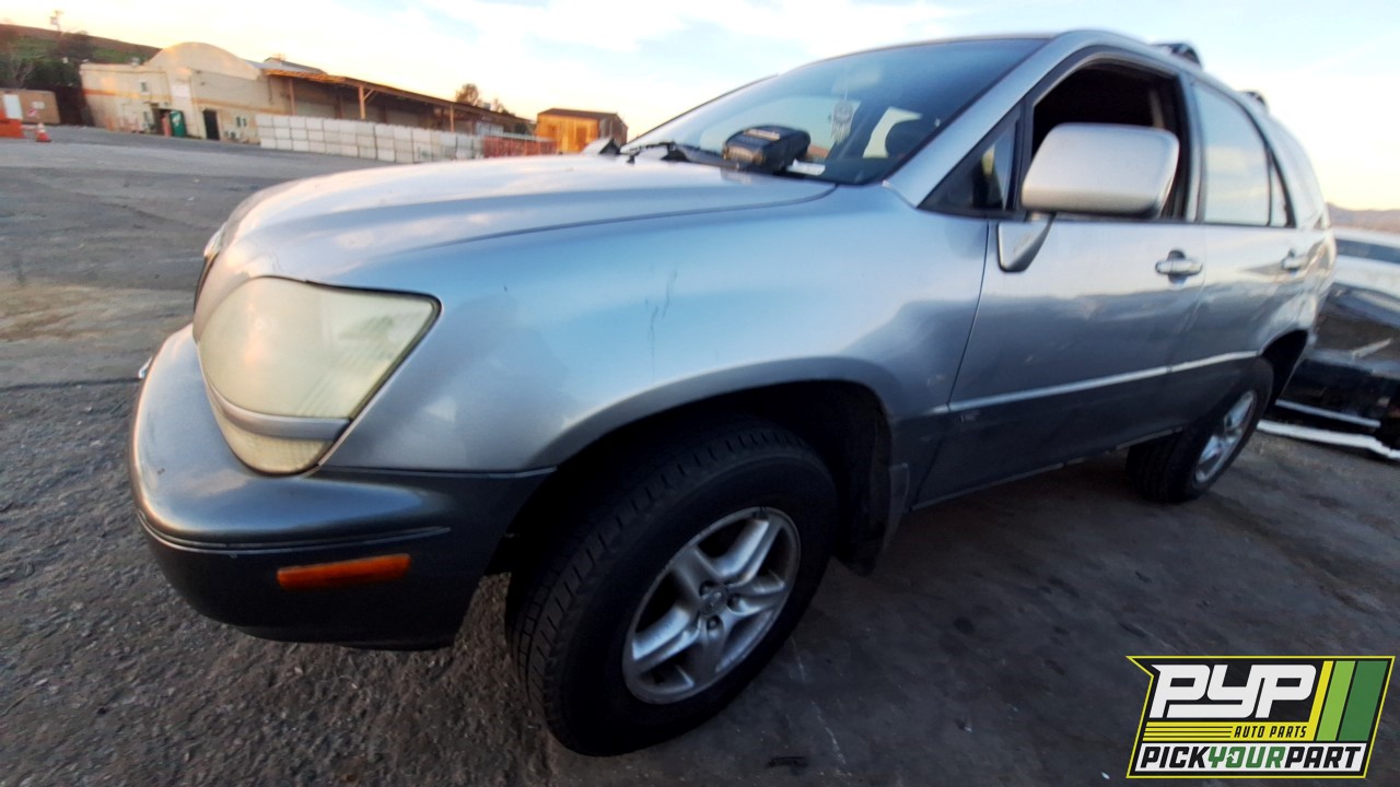 2001 LEXUS RX300 partes disponibles