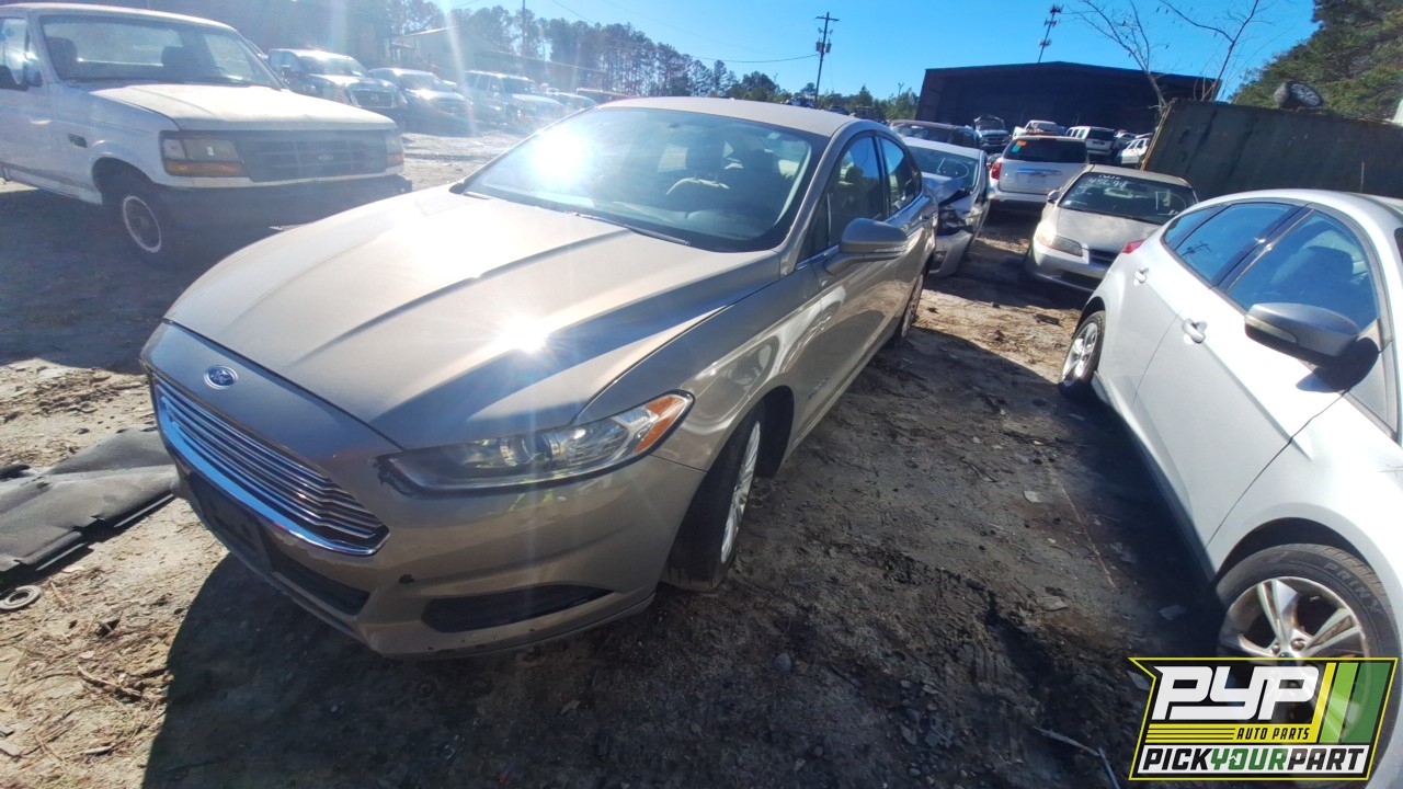 2015 FORD FUSION available for parts
