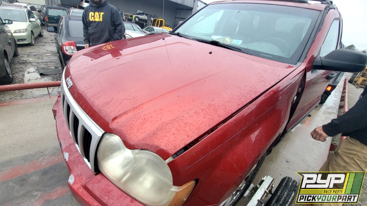 2005 JEEP GRAND CHEROKEE available for parts