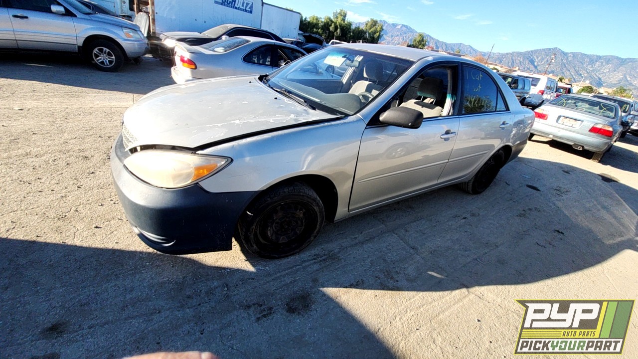2004 TOYOTA CAMRY partes disponibles