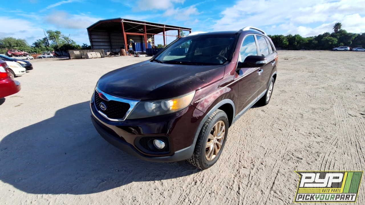 2011 KIA SORENTO available for parts