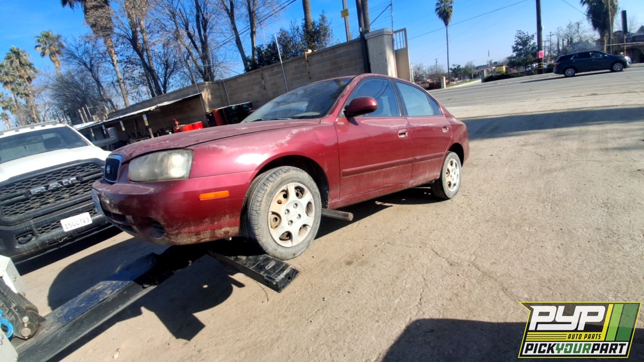 2003 HYUNDAI ELANTRA partes disponibles