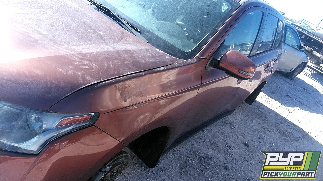 2014 MITSUBISHI OUTLANDER partes disponibles