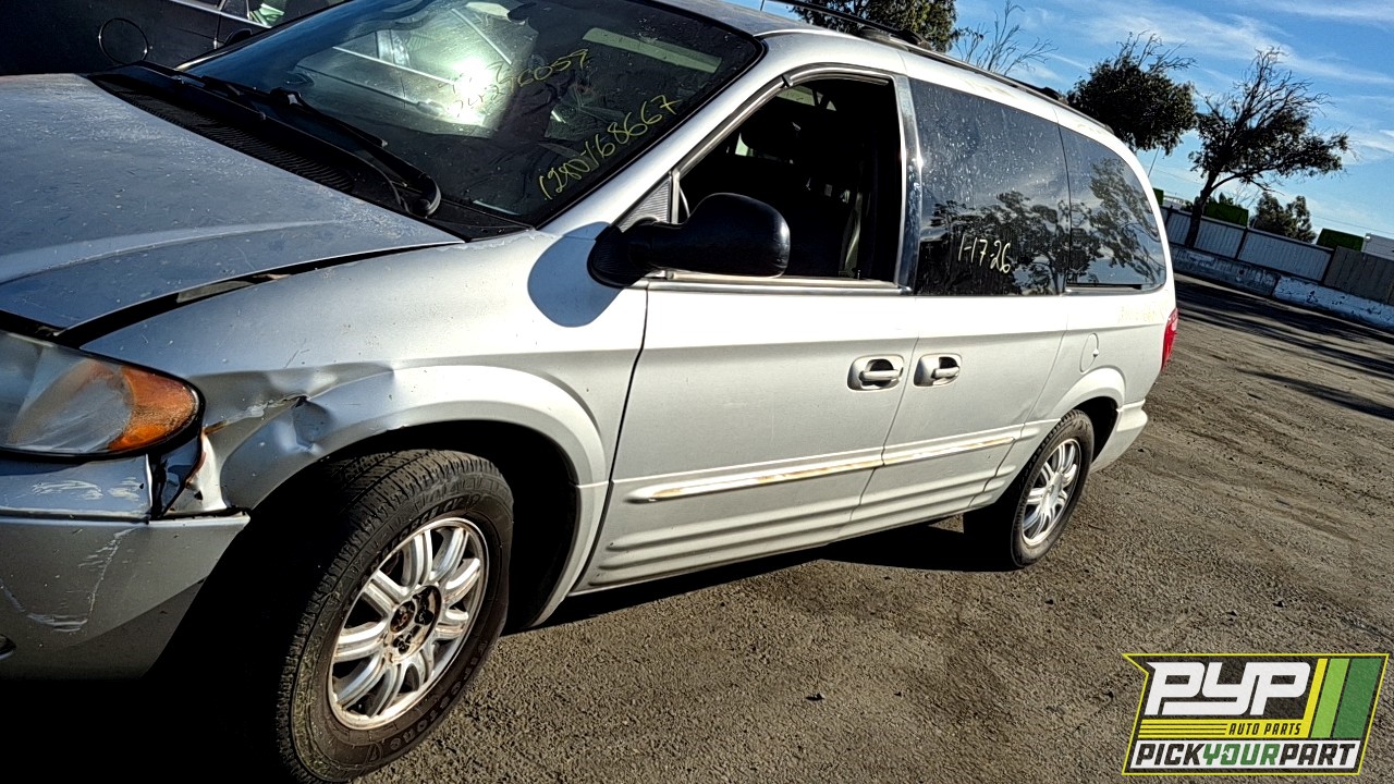 2004 CHRYSLER TOWN & COUNTRY available for parts