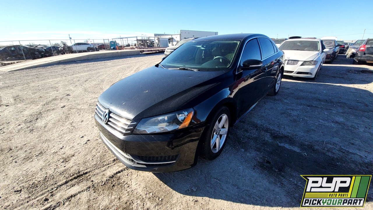 2013 VOLKSWAGEN PASSAT partes disponibles