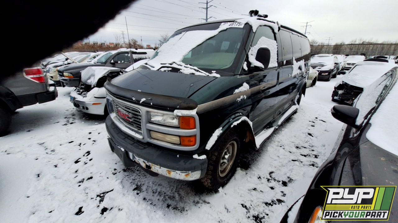 2001 GMC SAVANA 3500 available for parts