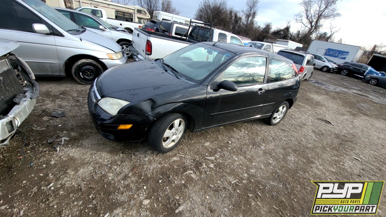 2005 FORD FOCUS available for parts