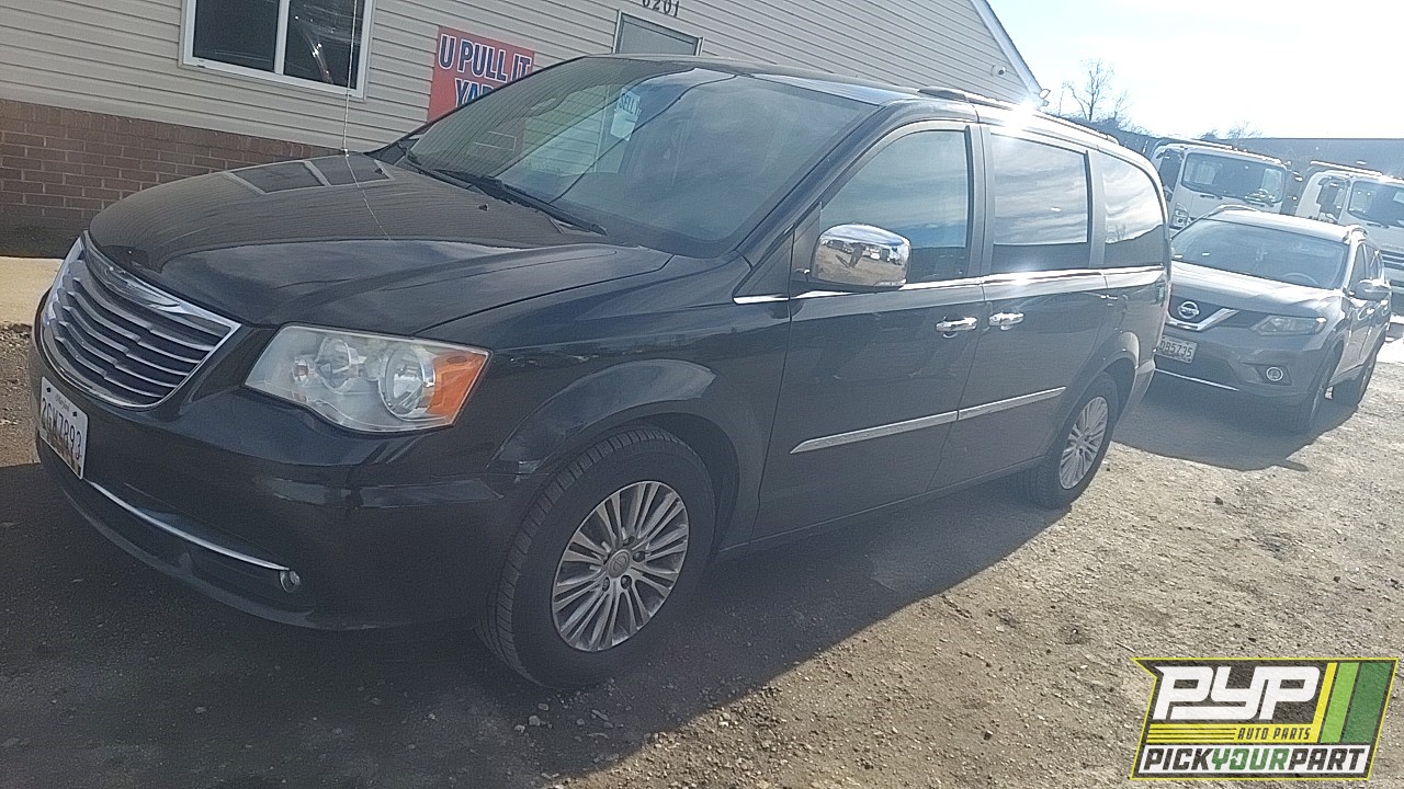 2013 CHRYSLER TOWN & COUNTRY partes disponibles
