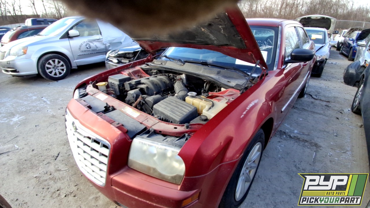 2008 CHRYSLER 300 available for parts