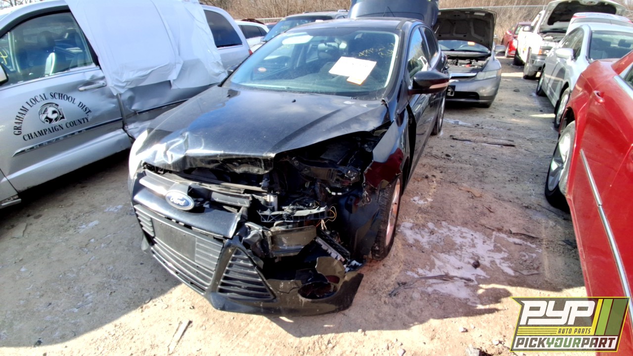 2014 FORD FOCUS available for parts