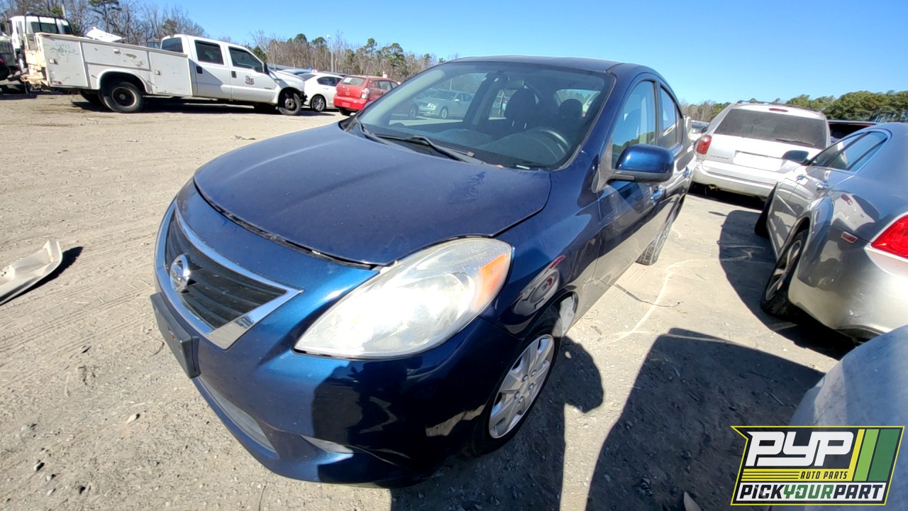 2013 NISSAN VERSA partes disponibles