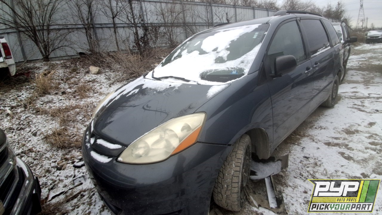 2007 TOYOTA SIENNA available for parts