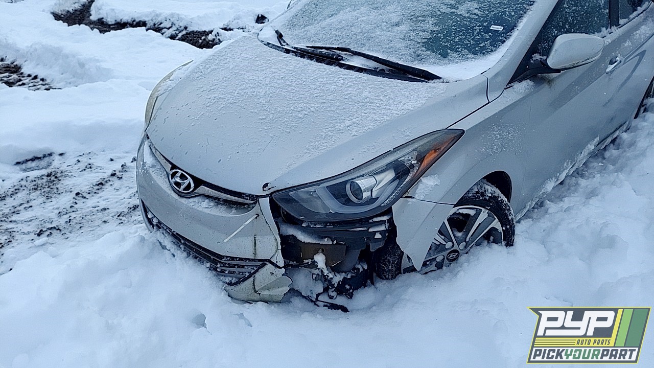 2015 HYUNDAI ELANTRA partes disponibles
