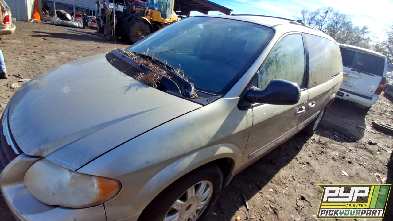 2005 CHRYSLER TOWN & COUNTRY partes disponibles