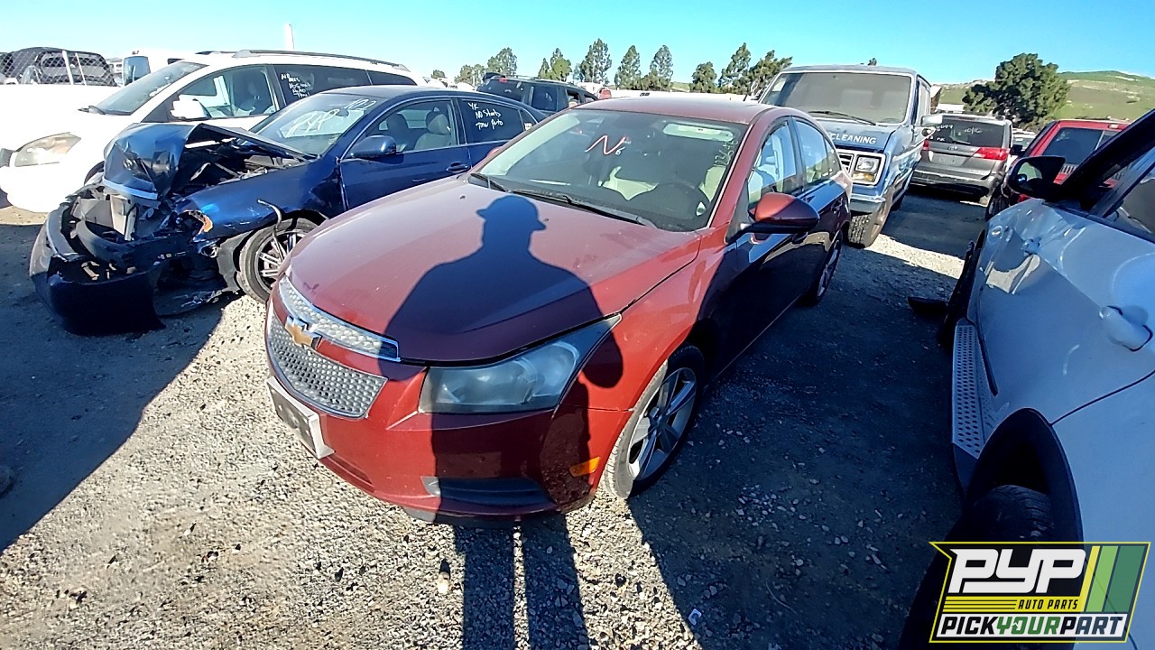 2013 CHEVROLET CRUZE partes disponibles