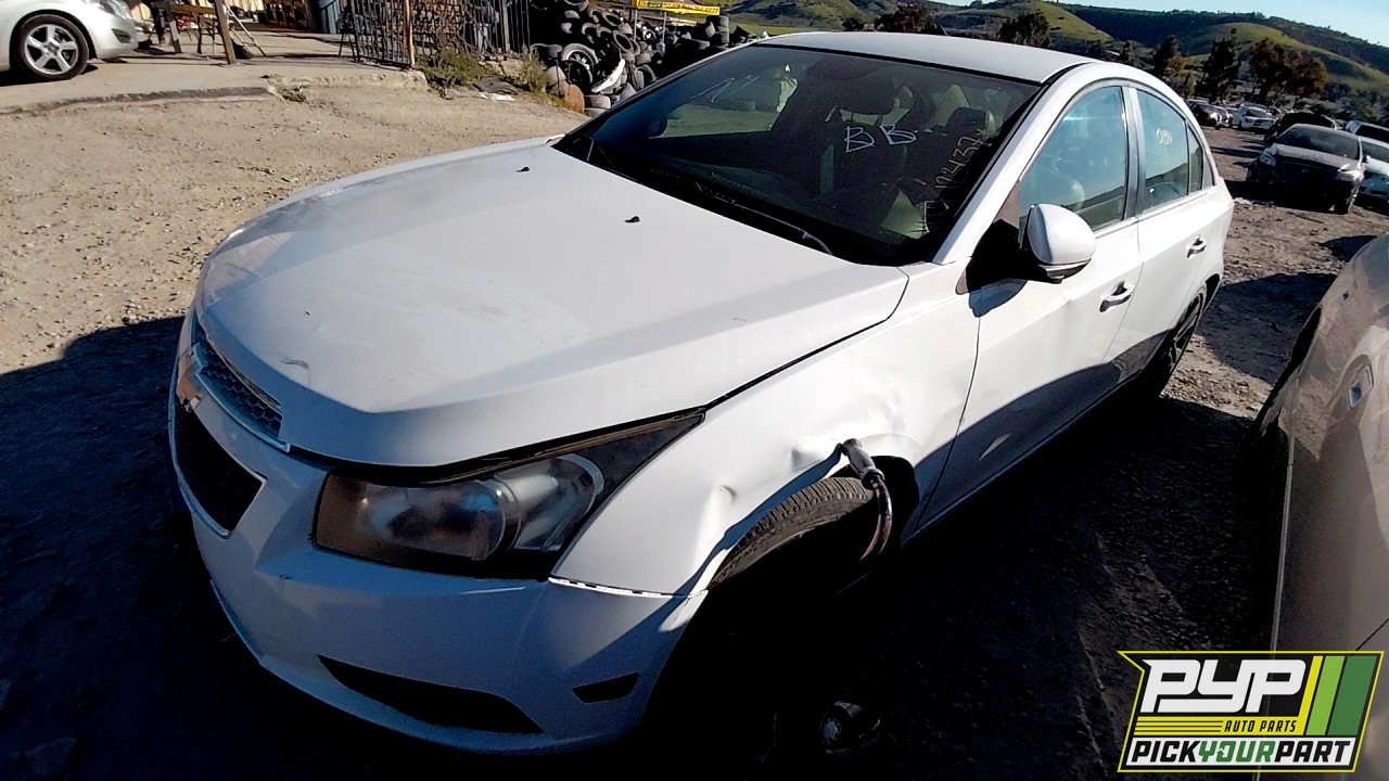 2013 CHEVROLET CRUZE partes disponibles