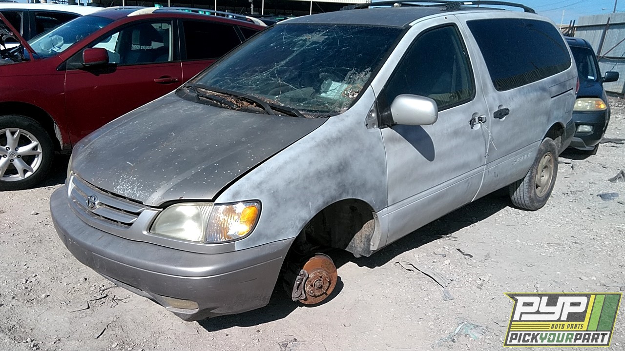 2001 TOYOTA SIENNA available for parts